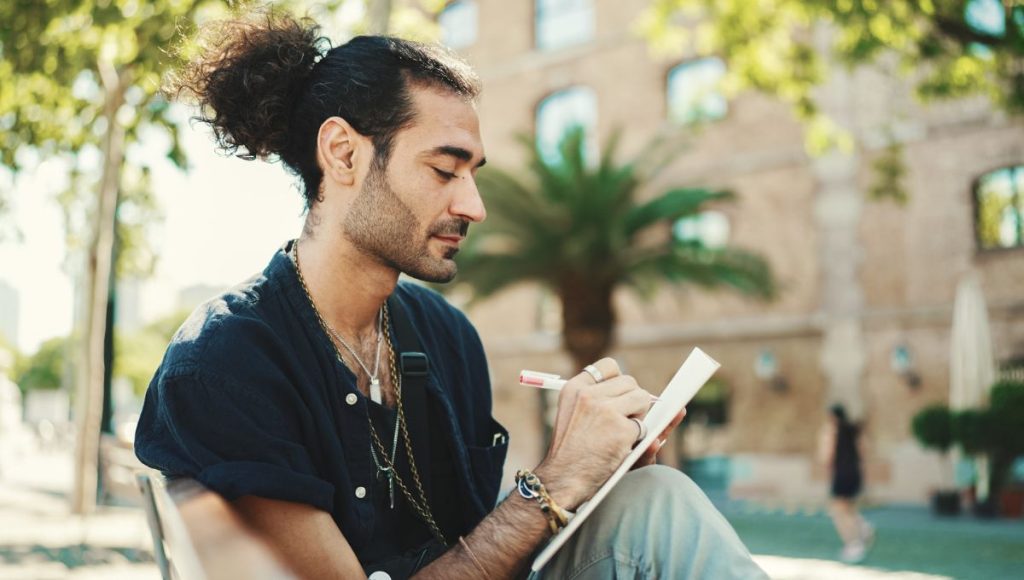 Boosting Morning Momentum with Motivational Journal Prompts