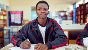 Read more about the article Best Journal Prompts for High School Students to Grow & Reflect