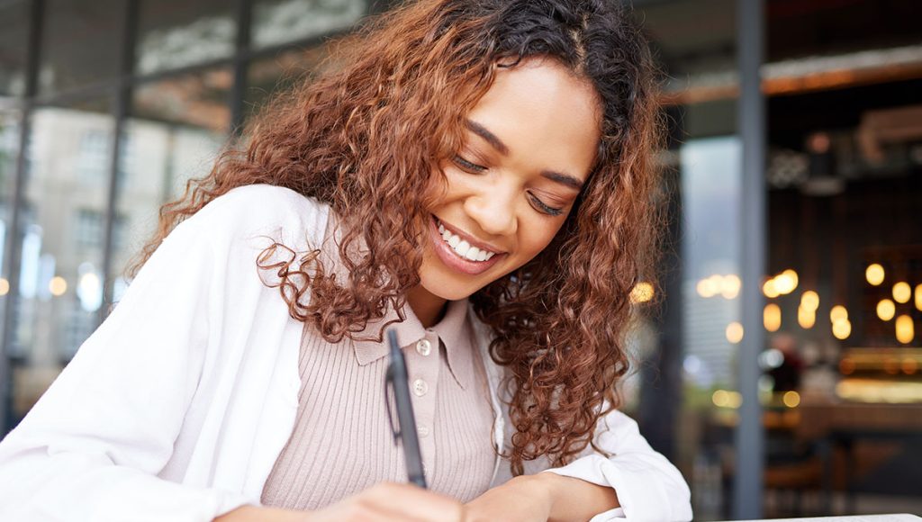 Heal the Past with Journal Prompts to Get to Know Yourself