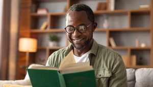 Read more about the article Gratitude Journal for Men: Shift Your Mindset Daily