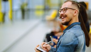 Read more about the article Journal Prompts to Get to Know Yourself and Grow Within