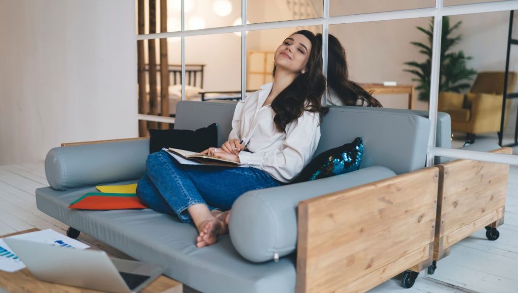 Creative Outlets: Using Cool Journals as a Canvas for Self-Expression