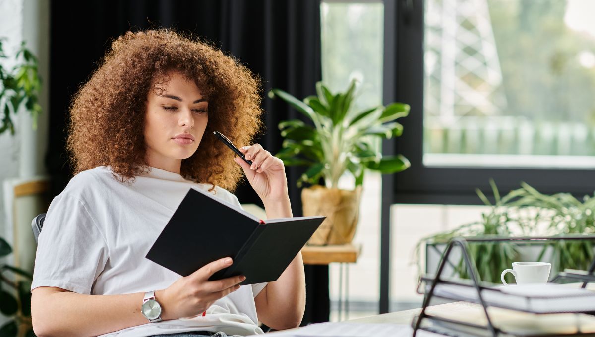 You are currently viewing Habit Tracker Journal: Boost Growth & Transform Your Daily Life