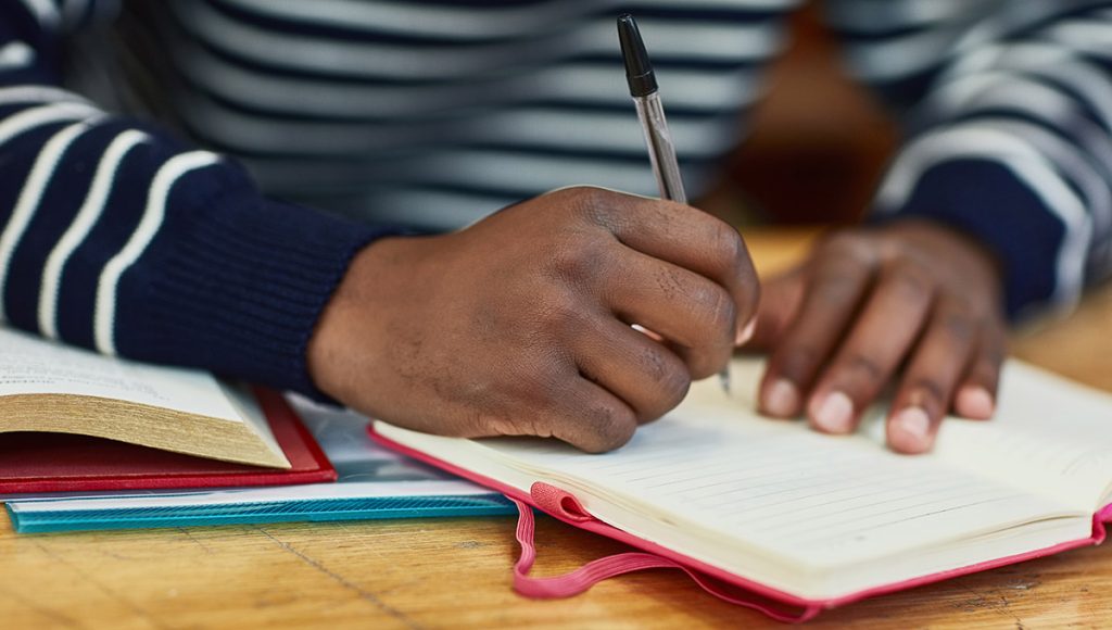 How Journaling Enhances Affirmation Practice