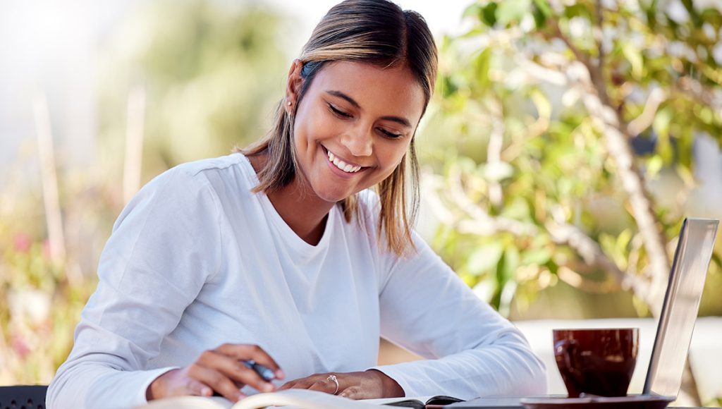 How to Create a Ritual Around Your Personal Development Journal Practice