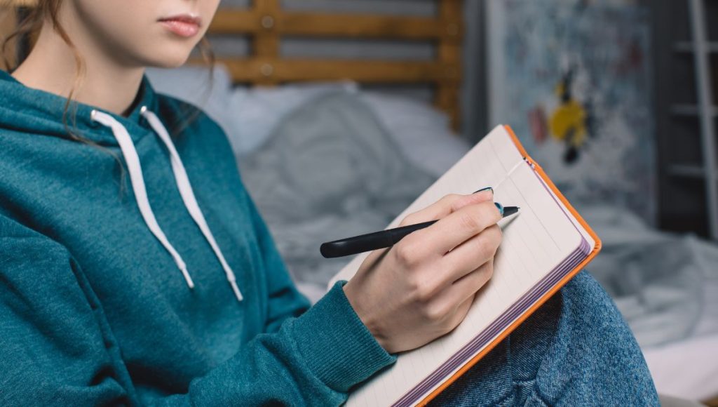 New Perspectives: Bringing Gratitude and Emotional Intelligence Into Your Journaling Practice