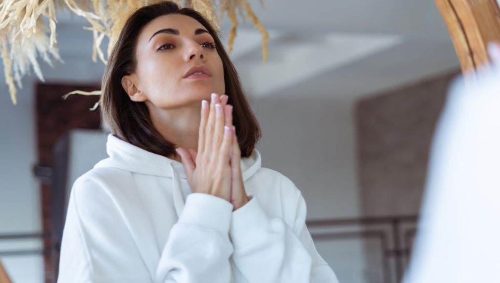 The Power of Stillness and Listening to God