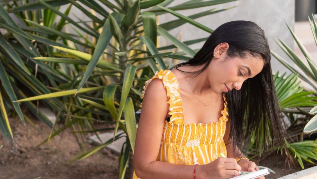 Tracking Your Mental and Emotional Health with a Wellness Planner